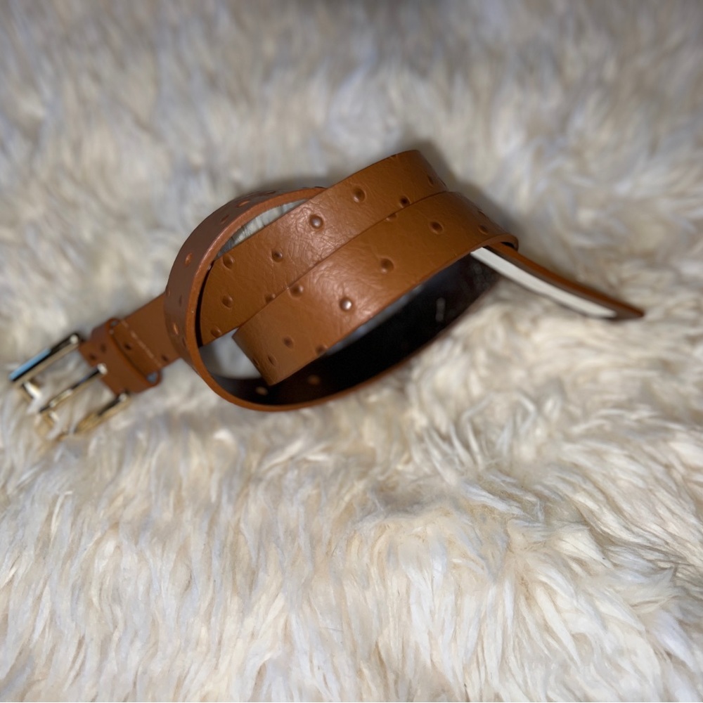 Michael Kors leather skinny belt